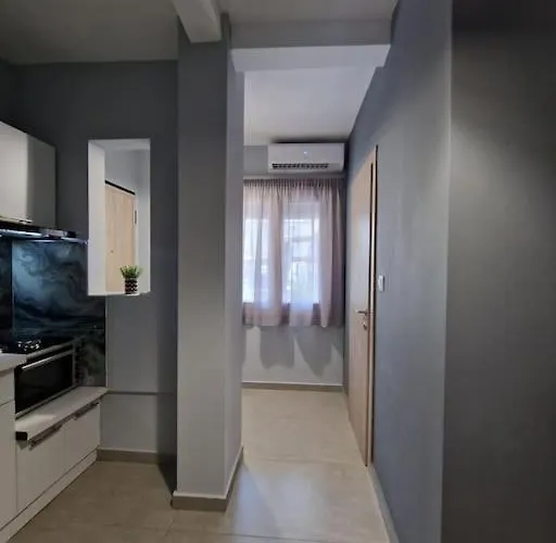 Apartment Brand New 90m From The Sea 50m2