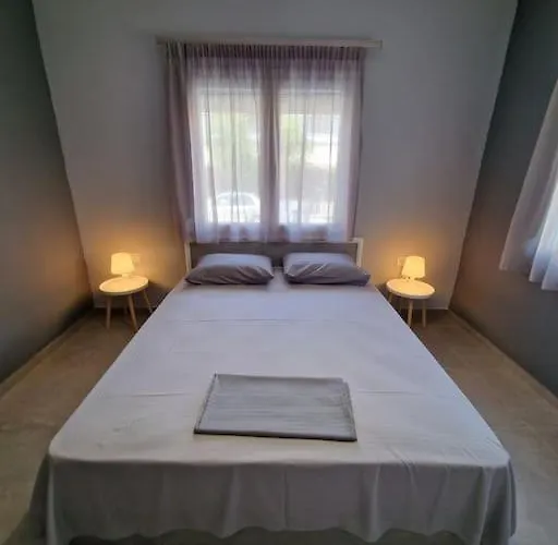 Apartment Brand New 90m From The Sea 50m2