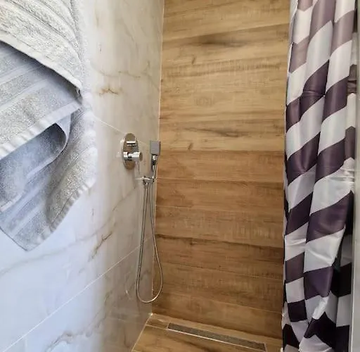 Apartamento Brand New 90m From The Sea 50m2 *