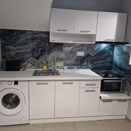 Brand New 90m From The Sea 50m2 Lägenhet Agia Trias