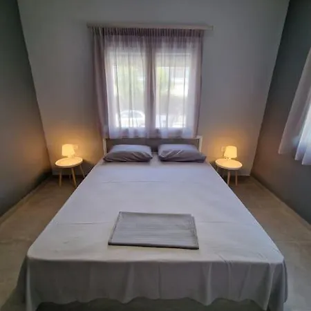 Appartement Brand New 90m From The Sea 50m2